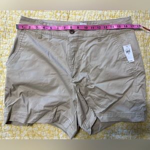 New W Tags Gap Girlfriend Khaki Shorts. Size 14